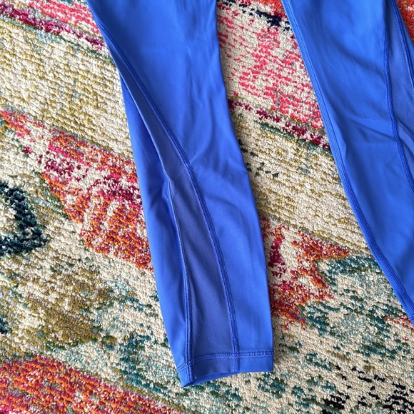 Lululemon Train Times 7/8 Pant 25" ••Blazer Blue - Picture 9 of 9
